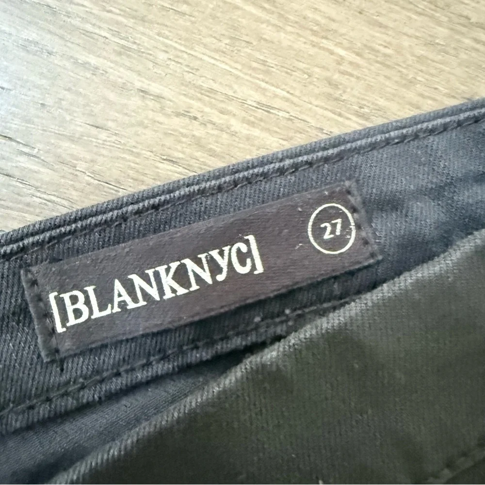 3 FOR $10 NWT Blank NYC Black Coated Denim Ripped Knees Skinny Jeans 27 - Picture 3 of 12